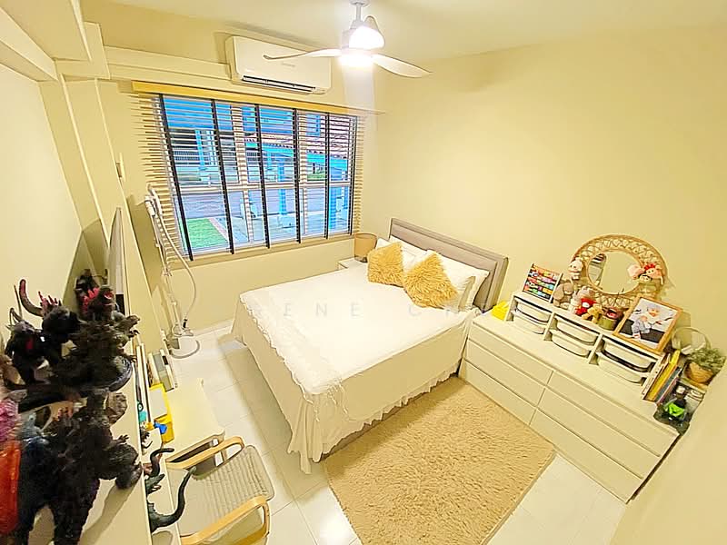 273D Jurong West Avenue 3, 273D Jurong West Avenue 3, 3 Bedrooms, 915 sqft, HDB Flat For Sale, by Eugene Chen, 500125663 - Bedroom - PropertyGuru.com.sg