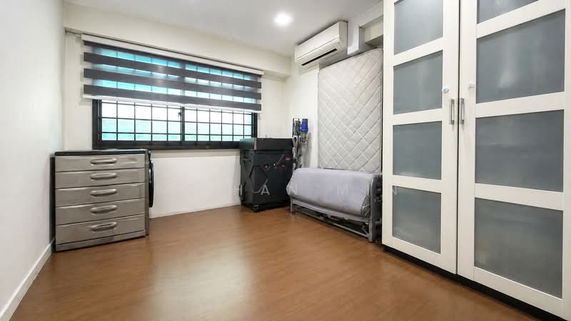 504A Montreal Drive, 504A Montreal Drive, 4 Bedrooms, 1,399 sqft, HDB Flat For Sale, by Ng Han Min, 500125670 - Bedroom - PropertyGuru.com.sg