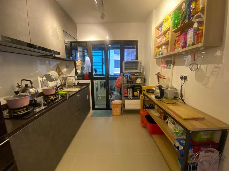 462A Blossom Spring @ Yishun, 462A Yishun Avenue 6, 3 Bedrooms, 1,001 sqft, HDB Flat For Sale, by Ethan Goh, 500125675 - Kitchen - PropertyGuru.com.sg
