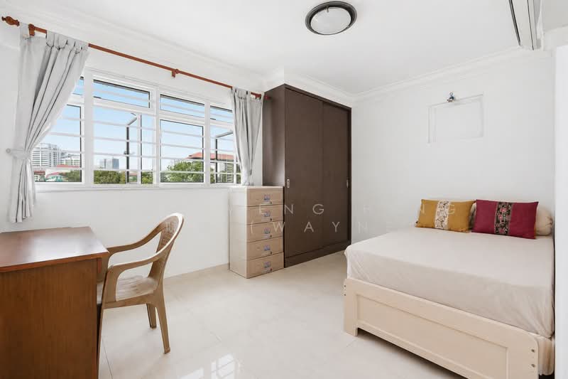 180 Bukit Batok West Avenue 8, 180 Bukit Batok West Avenue 8, 3 Bedrooms, 1,001 sqft, HDB Flat For Sale, by Thoo Weng Heng 杜咏恒 (Wayne), 500125679 - Bedroom - PropertyGuru.com.sg
