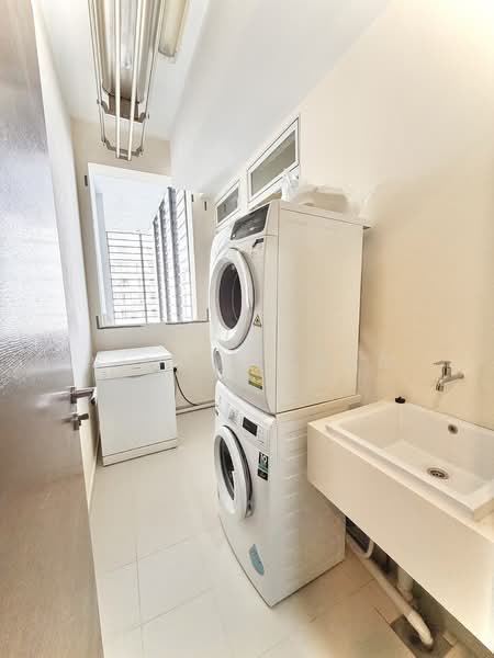 The Suites @ Central, 57B Devonshire Road, 4 Bedrooms, 1,754 sqft, Condominium For Rent, by Silvia Yang, 500125690 - PropertyGuru.com.sg