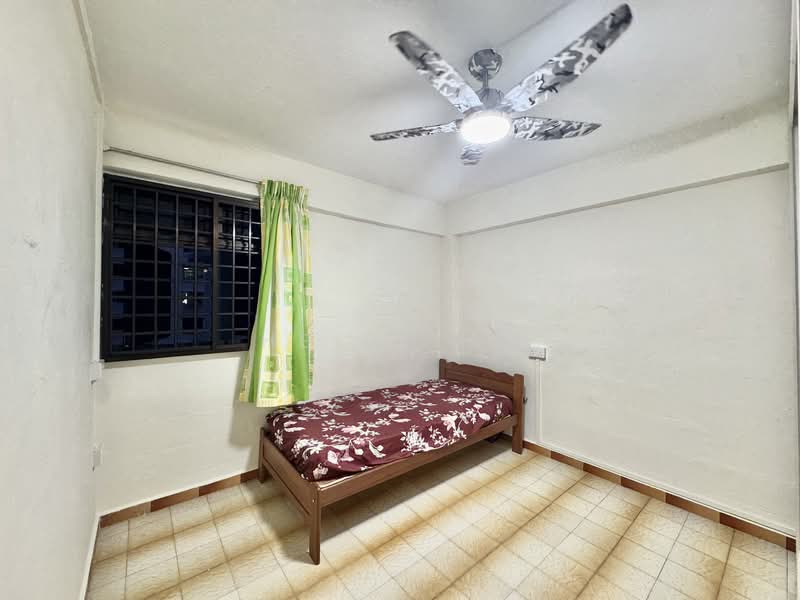 35 Bedok South Avenue 2, 35 Bedok South Avenue 2, Room Rental, 100 sqft, HDB Flat For Rent, by Heidi Ho, 500125699 - Bedroom - PropertyGuru.com.sg
