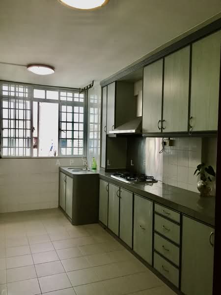 108 Serangoon North Avenue 1, 108 Serangoon North Avenue 1, 2 Bedrooms, 646 sqft, HDB Flat For Rent, by April Lee, 500125705 - Kitchen - PropertyGuru.com.sg