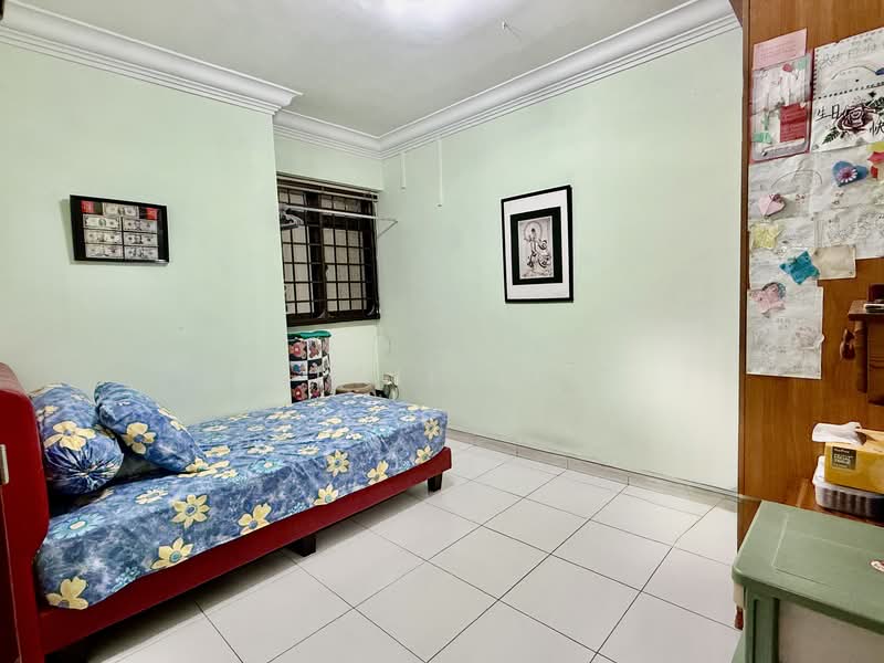 678 Choa Chu Kang Crescent, 678 Choa Chu Kang Crescent, 3 Bedrooms, 1,141 sqft, HDB Flat For Sale, by April Lee, 500125715 - Bedroom - PropertyGuru.com.sg