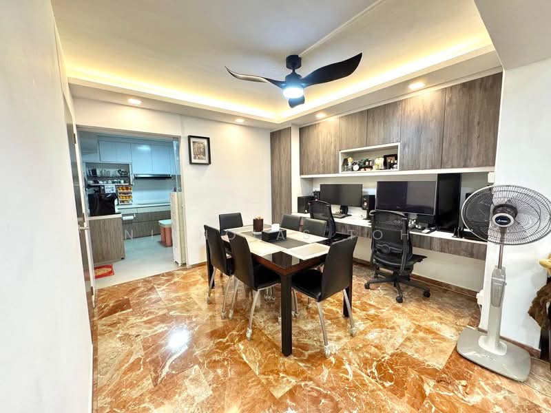 143 Mei Ling Street, 143 Mei Ling Street, 3 Bedrooms, 1,313 sqft, HDB Flat For Sale, by Nicholas Toh, 500125719 - Dining Room - PropertyGuru.com.sg