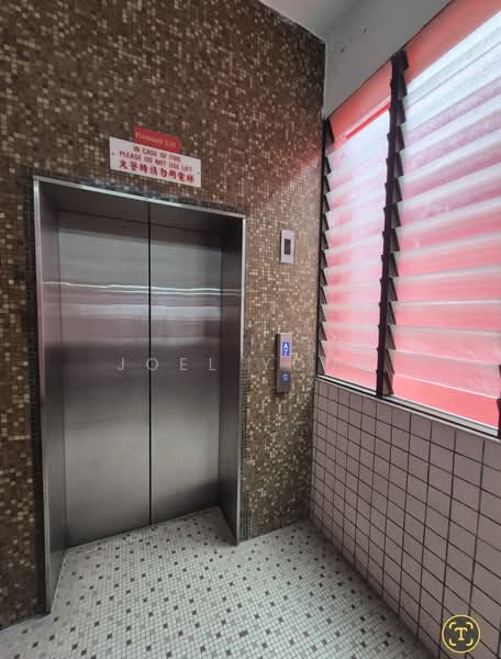 no gst! window unit with rooms! (aljunied)!, walking distance to aljunied mrt station!, 1,150 sqft, Light Industrial (B1) For Rent, by Joel Yong, 500125729 - CommercialGuru.com.sg