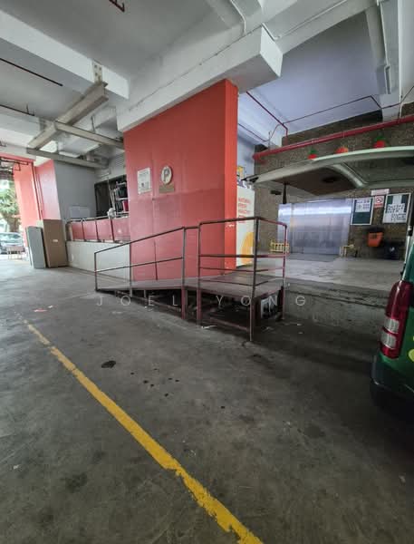 no gst! window unit with rooms! (aljunied)!, walking distance to aljunied mrt station!, 1,150 sqft, Light Industrial (B1) For Rent, by Joel Yong, 500125729 - CommercialGuru.com.sg