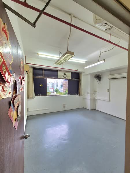no gst! window unit with rooms! (aljunied)!, walking distance to aljunied mrt station!, 1,150 sqft, Light Industrial (B1) For Rent, by Joel Yong, 500125729 - CommercialGuru.com.sg