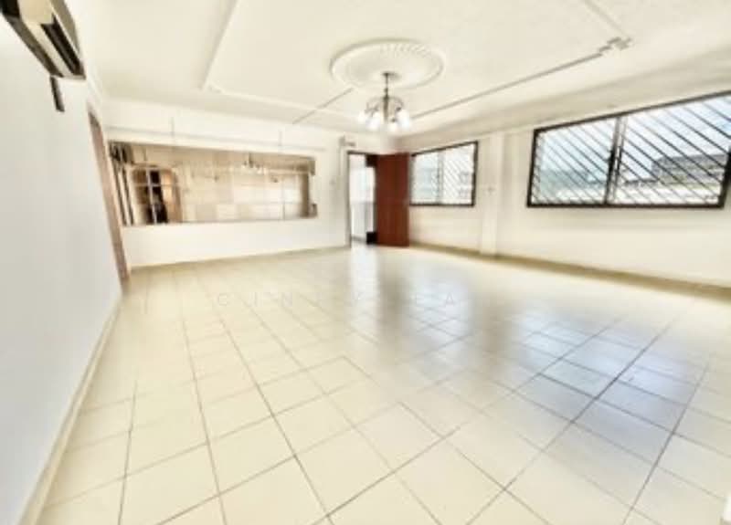 665 Yishun Avenue 4, 665 Yishun Avenue 4, 3 Bedrooms, 1,119 sqft, HDB Flat For Sale, by Cindy Tan, 500125748 - Living Room - PropertyGuru.com.sg