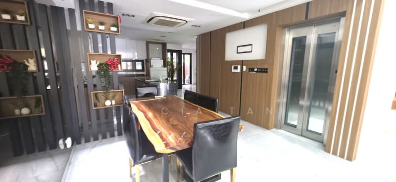 Serangoon Garden Estate, Corfe Place, 5 Bedrooms, 3,550 sqft, Terraced House For Sale, by Tricia Tan, 500125753 - Dining Room - PropertyGuru.com.sg