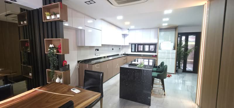 Serangoon Garden Estate, Corfe Place, 5 Bedrooms, 3,550 sqft, Terraced House For Sale, by Tricia Tan, 500125753 - Kitchen - PropertyGuru.com.sg