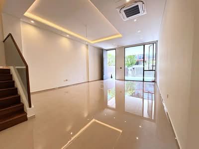 For Sale - Luxurious Brand New Terrace With Lift @ Serangoon Gardens
