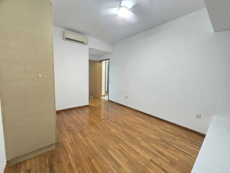 Waterfront Waves, 768 Bedok Reservoir Road, 3 Bedrooms, 1,281 sqft, Condominium For Sale, by Sharlyn Neo, 500125823 - Master room - PropertyGuru.com.sg