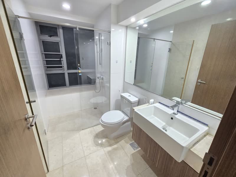 Waterfront Waves, 768 Bedok Reservoir Road, 3 Bedrooms, 1,281 sqft, Condominium For Sale, by Sharlyn Neo, 500125823 - Bathroom - PropertyGuru.com.sg