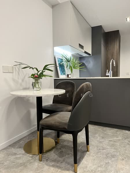 The M, 38 Middle Road, 2 Bedrooms, 614 sqft, Condominium For Sale, by Royce Ng, 500125830 - Kitchen - PropertyGuru.com.sg