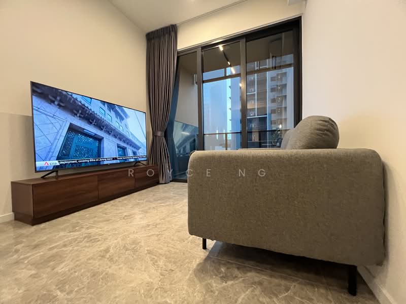 The M, 38 Middle Road, 2 Bedrooms, 614 sqft, Condominium For Sale, by Royce Ng, 500125830 - Living Room - PropertyGuru.com.sg