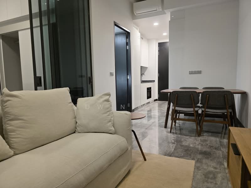 Midtown Bay, 122 Beach Road, 1 Bedroom, 474 sqft, Condominium For Rent, by Edwin Yap, 500125836 - Living Room - PropertyGuru.com.sg