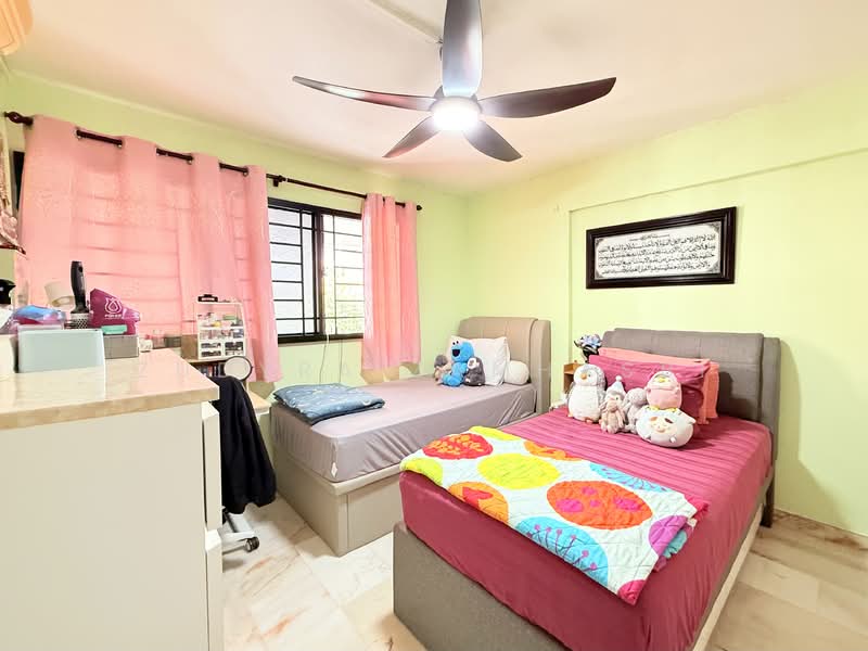 125 Serangoon North Avenue 1, 125 Serangoon North Avenue 1, 4 Bedrooms, 1,615 sqft, HDB Flat For Sale, by Zudyra Zamhasbi, 500125837 - Bedroom - PropertyGuru.com.sg