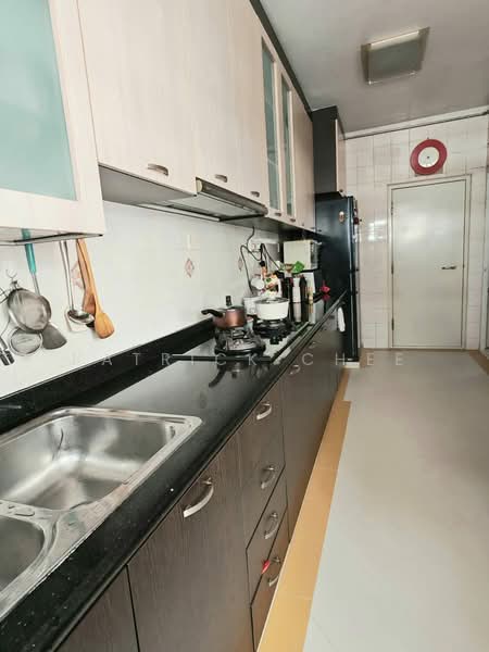 322C Anchorvale Drive, 322C Anchorvale Drive, 3 Bedrooms, 1,184 sqft, HDB Flat For Sale, by Patrick Chee, 500125851 - Kitchen - PropertyGuru.com.sg