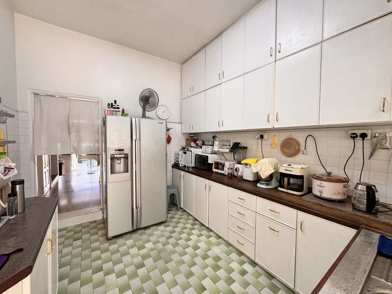 ☎️ADELYN 9325❤️❤️9988✨⭐️LENTOR ESTATE⭐️✨OWN A LANDED HOME NOW!!!, , 4 Bedrooms, 2,380 sqft, Terraced House For Sale, by Adelyn Khoo, 500125855 - Kitchen - PropertyGuru.com.sg