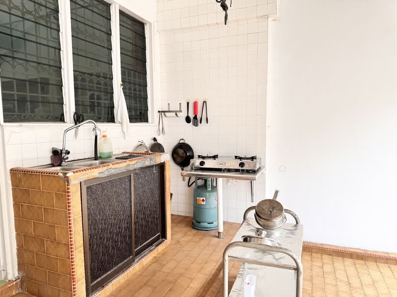 ☎️ADELYN 9325❤️❤️9988✨⭐️LENTOR ESTATE⭐️✨OWN A LANDED HOME NOW!!!, , 4 Bedrooms, 2,380 sqft, Terraced House For Sale, by Adelyn Khoo, 500125855 - Kitchen - PropertyGuru.com.sg