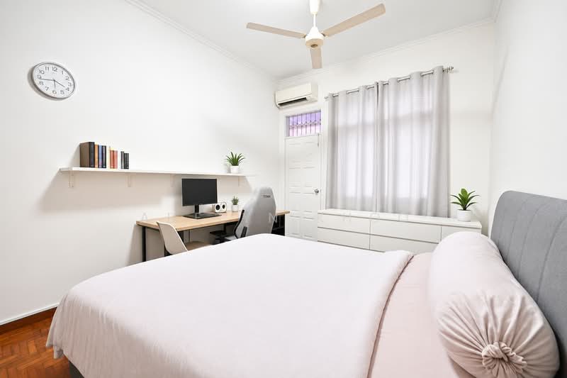 ☎️ADELYN 9325❤️❤️9988✨⭐️LENTOR ESTATE⭐️✨OWN A LANDED HOME NOW!!!, , 4 Bedrooms, 2,380 sqft, Terraced House For Sale, by Adelyn Khoo, 500125855 - Bedroom - PropertyGuru.com.sg