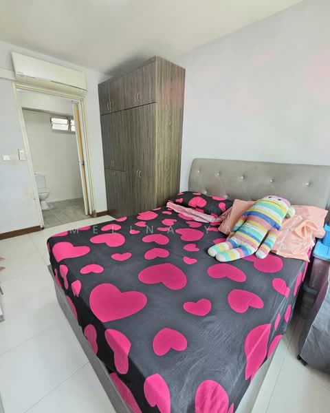 446 Yishun Avenue 11, 446 Yishun Avenue 11, 2 Bedrooms, 721 sqft, HDB Flat For Sale, by Melina Yap, 500125863 - Bedroom - PropertyGuru.com.sg