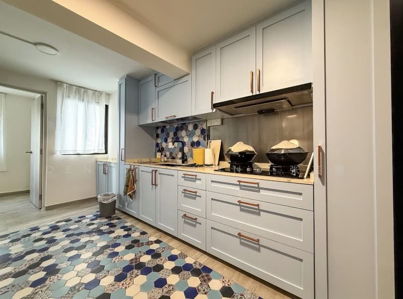 130 Kim Tian Road, 130 Kim Tian Road, 2 Bedrooms, 700 sqft, HDB Flat For Sale, by Denyse Chong 张芸珊, 500125867 - Kitchen - PropertyGuru.com.sg