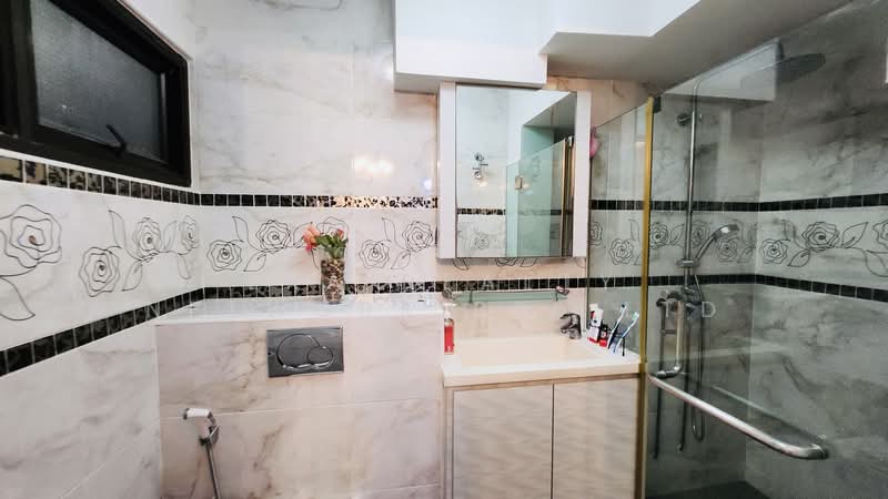 95 Havelock Road, 95 Havelock Road, 3 Bedrooms, 1,270 sqft, HDB Flat For Sale, by MARTIN, 500125891 - Bathroom - PropertyGuru.com.sg