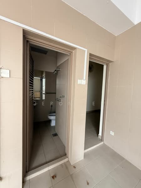 48 Belmont Road, Belmont Road, 5 Bedrooms, 7,200 sqft, Good Class Bungalow For Rent, by Jeron Lee, 500125899 - Bathroom - PropertyGuru.com.sg