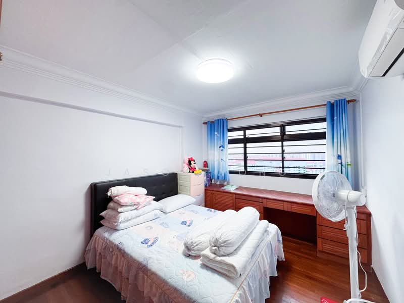 227 Jurong East Street 21, 227 Jurong East Street 21, 3 Bedrooms, 1,291 sqft, HDB Flat For Sale, by Jason Wong, 500125900 - Bedroom - PropertyGuru.com.sg