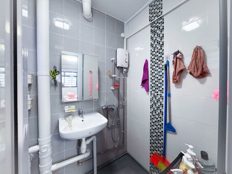 227 Jurong East Street 21, 227 Jurong East Street 21, 3 Bedrooms, 1,291 sqft, HDB Flat For Sale, by Jason Wong, 500125900 - PropertyGuru.com.sg
