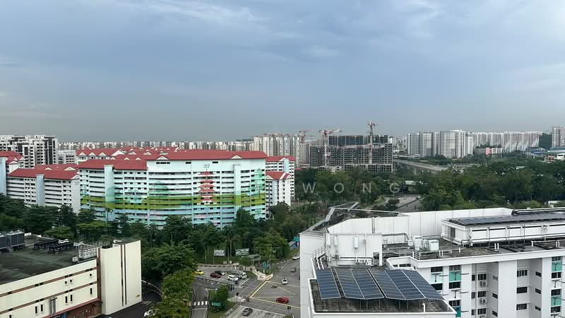 227 Jurong East Street 21, 227 Jurong East Street 21, 3 Bedrooms, 1,291 sqft, HDB Flat For Sale, by Jason Wong, 500125900 - Exterior - PropertyGuru.com.sg