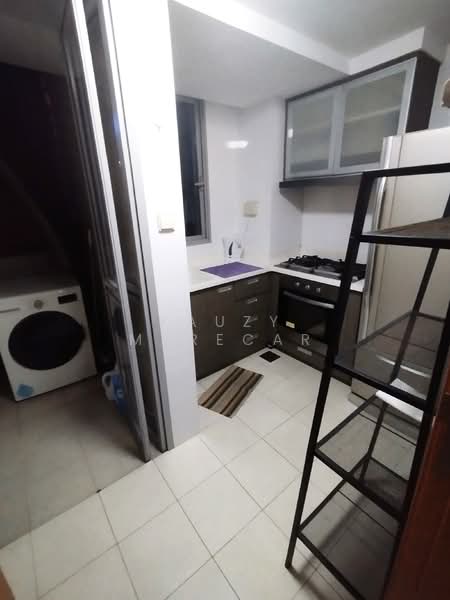 Esta Ruby, 500 Guillimard Road, Room Rental, 220 sqft, Condominium For Rent, by Fauzy Marecar, 500125906 - Kitchen - PropertyGuru.com.sg