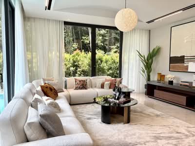 For Sale - Greenbank Park