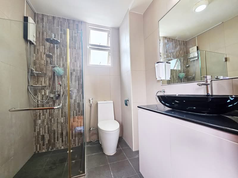 ⭐ D19 Charming 3 Storey Semi-D @ Near Nex Mall, Serangoon Mrt ⭐, Near Nex Mall, 5 Bedrooms, 3,000 sqft, Semi-Detached House For Rent, by Roy Lee, 500125916 - PropertyGuru.com.sg