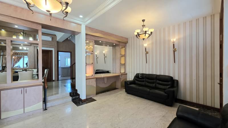 ⭐️ Eminence Landed ⭐️ Charming 3 Storey Semi-D @ Near Nex Mall, Serangoon Mrt ⭐, Near Nex Mall, 6 Bedrooms, 3,000 sqft, Semi-Detached House For Rent, by Roy Lee, 500125916 - Living Room - PropertyGuru.com.sg