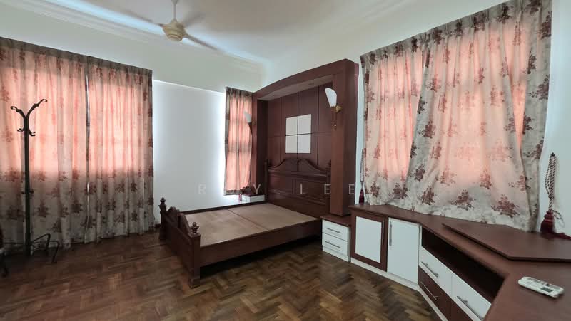 ⭐️ Eminence Landed ⭐️ Charming 3 Storey Semi-D @ Near Nex Mall, Serangoon Mrt ⭐, Near Nex Mall, 6 Bedrooms, 3,000 sqft, Semi-Detached House For Rent, by Roy Lee, 500125916 - Level 2 Master Bedroom - PropertyGuru.com.sg