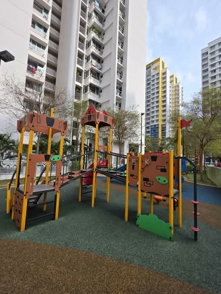 304 Ang Mo Kio Avenue 1, 304 Ang Mo Kio Avenue 1, 3 Bedrooms, 1,044 sqft, HDB Flat For Sale, by Sam Lek, 500125917 - Nearby Children's Playground - PropertyGuru.com.sg
