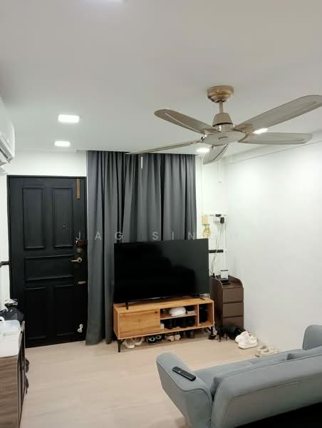 108 Commonwealth Crescent, 108 Commonwealth Crescent, Room Rental, 150 sqft, HDB Flat For Rent, by Jag Singh, 500125920 - Living Room - PropertyGuru.com.sg