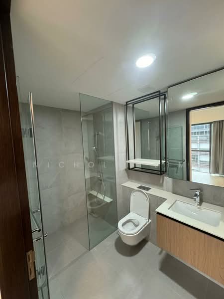 JadeScape, 8 Shunfu Road, 2 Bedrooms, 764 sqft, Condominium For Sale, by Nicholas Lim, 500125921 - Bathroom - PropertyGuru.com.sg