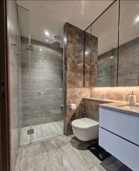 Fourth Avenue Residences, 8 Fourth Avenue, 2 Bedrooms, 689 sqft, Condominium For Rent, by Jason Yeo, 500125940 - Bathroom - PropertyGuru.com.sg