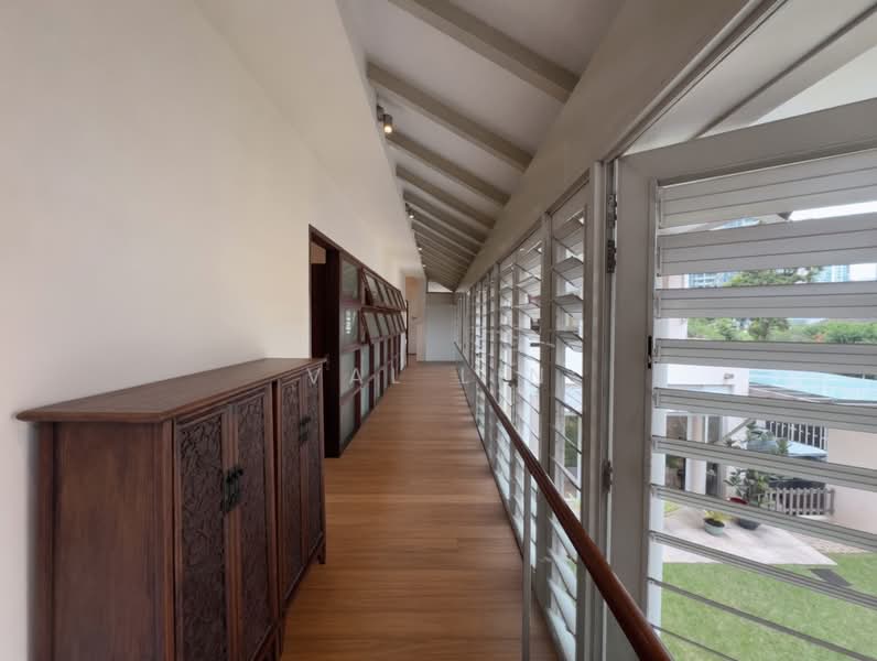 ◤ RARE Subdivisible! Orchard Bungalow by Famous Architect Huge Land Wide Frontage ❤️ Walk to Orchard, Orchard Designer Bungalow One Tree Hill, 5 Bedrooms, 5,845 sqft, Bungalow House For Sale, by Val Lin, 500125950 - Corridor - PropertyGuru.com.sg