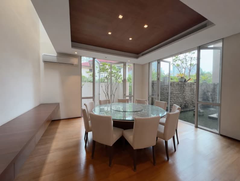 ◤ RARE Subdivisible! Orchard Bungalow by Famous Architect Huge Land Wide Frontage ❤️ Walk to Orchard, Orchard Designer Bungalow One Tree Hill, 5 Bedrooms, 5,845 sqft, Bungalow House For Sale, by Val Lin, 500125950 - Dining Room - PropertyGuru.com.sg