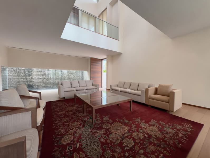 ◤ RARE Subdivisible! Orchard Bungalow by Famous Architect Huge Land Wide Frontage ❤️ Walk to Orchard, Orchard Designer Bungalow One Tree Hill, 5 Bedrooms, 5,845 sqft, Bungalow House For Sale, by Val Lin, 500125950 - Living Room - PropertyGuru.com.sg