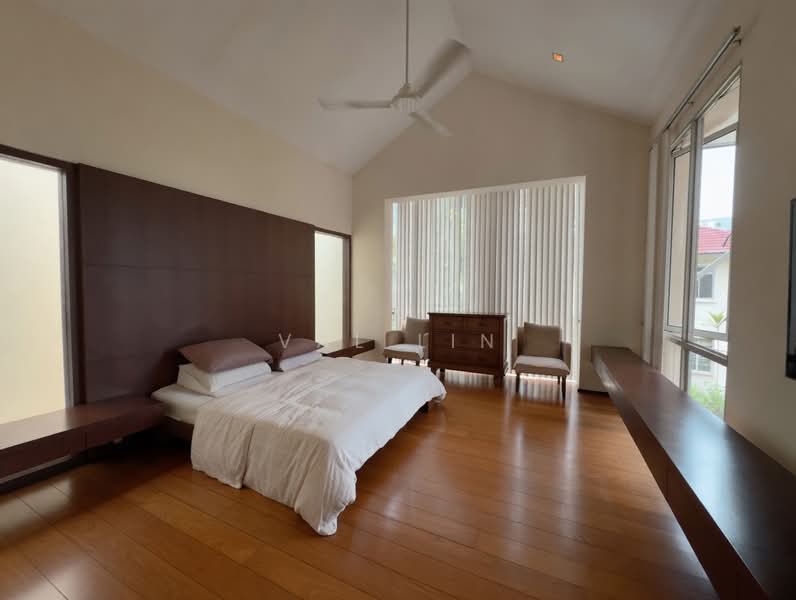 ◤ Orchard Bungalow by Famous Architect Huge Land Wide Frontage, RARE Subdivisible ❤️ Walk to Orchard, Orchard Designer Bungalow One Tree Hill, 5 Bedrooms, 5,845 sqft, Bungalow House For Sale, by Val Lin, 500125950 - Bedroom - PropertyGuru.com.sg