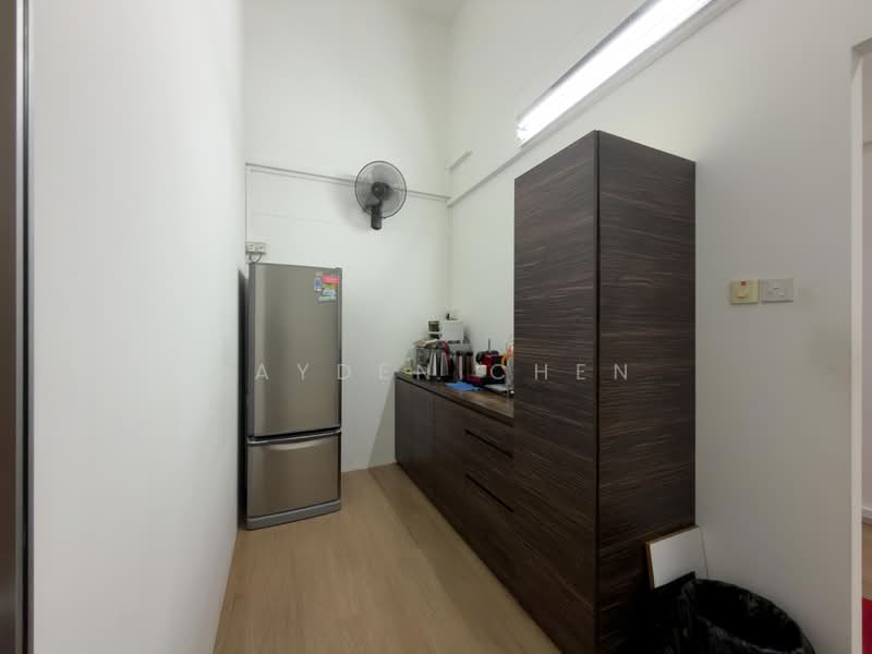 TCH Techcentre, 71 Toh Guan Road East, 2,121 sqft, Factory / Workshop (B2) For Rent, by Jayden Chen, 500125957 - Kitchen - CommercialGuru.com.sg