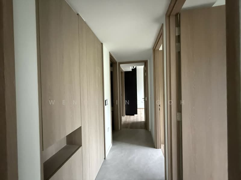 KI Residences At Brookvale, 2 Brookvale Drive, 3 Bedrooms, 936 sqft, Condominium For Sale, by Wendeline Goh, 500125958 - Corridor - PropertyGuru.com.sg