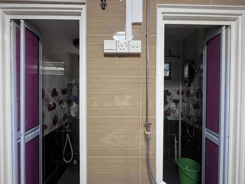 19 Chai Chee Road, 19 Chai Chee Road, 3 Bedrooms, 700 sqft, HDB Flat For Sale, by Sofian Roslan, 500125979 - Bathroom - PropertyGuru.com.sg