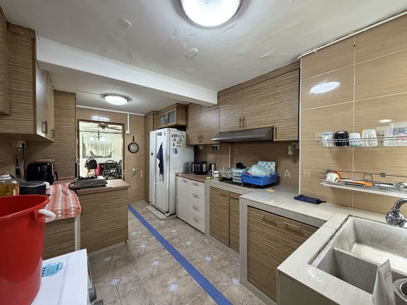 19 Chai Chee Road, 19 Chai Chee Road, 3 Bedrooms, 700 sqft, HDB Flat For Sale, by Sofian Roslan, 500125979 - Kitchen - PropertyGuru.com.sg